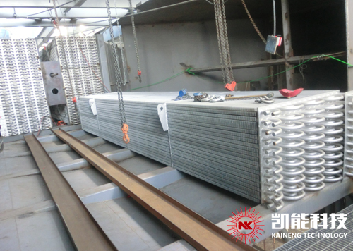 低溫省煤器的安裝現(xiàn)場(chǎng) 低溫省煤器的安裝現(xiàn)場(chǎng)